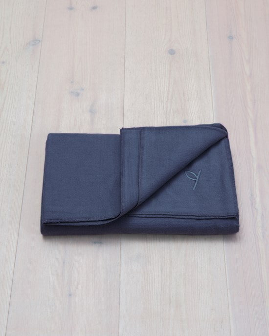 Yogiraj Yogafilt Premium yoga blanket, Blueberry Blue