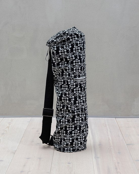 Yogiraj Yogaväska Ann Ringstrand for Yogiraj Yoga Mat Bag, black pattern